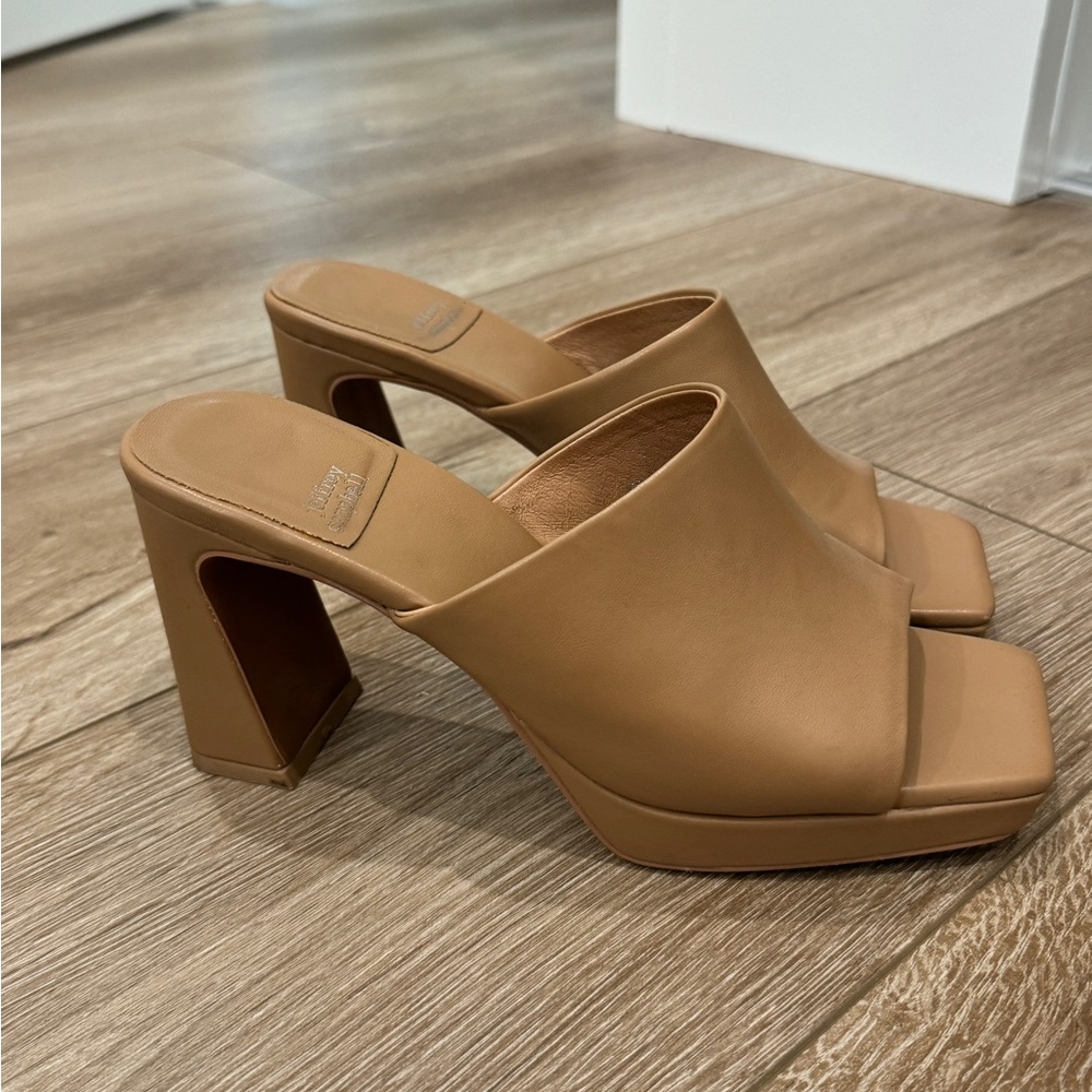 Jeffrey Campbell Tan heels size 7
